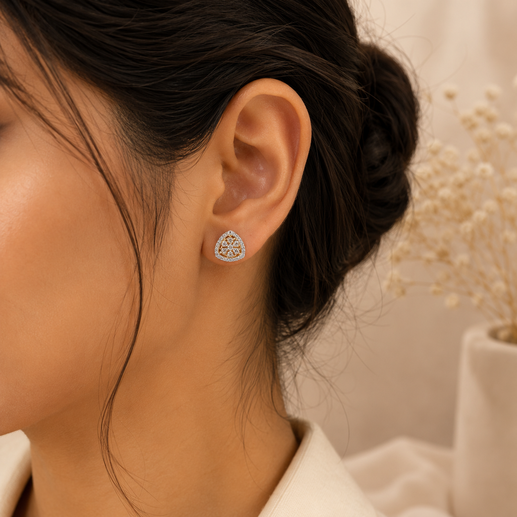 ERD0034 - Heart Halo Diamond Stud Earrings