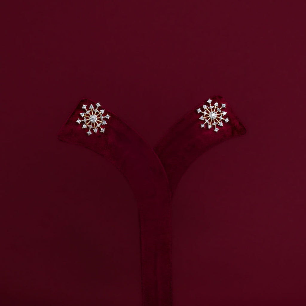 Crystal Snowflake Pendant &amp; Matching Stud Earrings – P0041