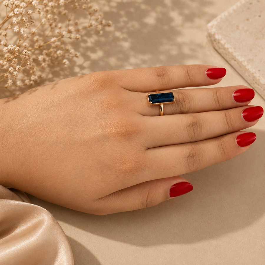 FDR0004 - Emerald Cut Sapphire Statement Ring