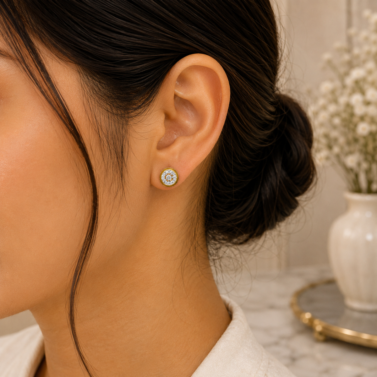 ERD0028 - Minimal Diamond Halo Stud Earrings