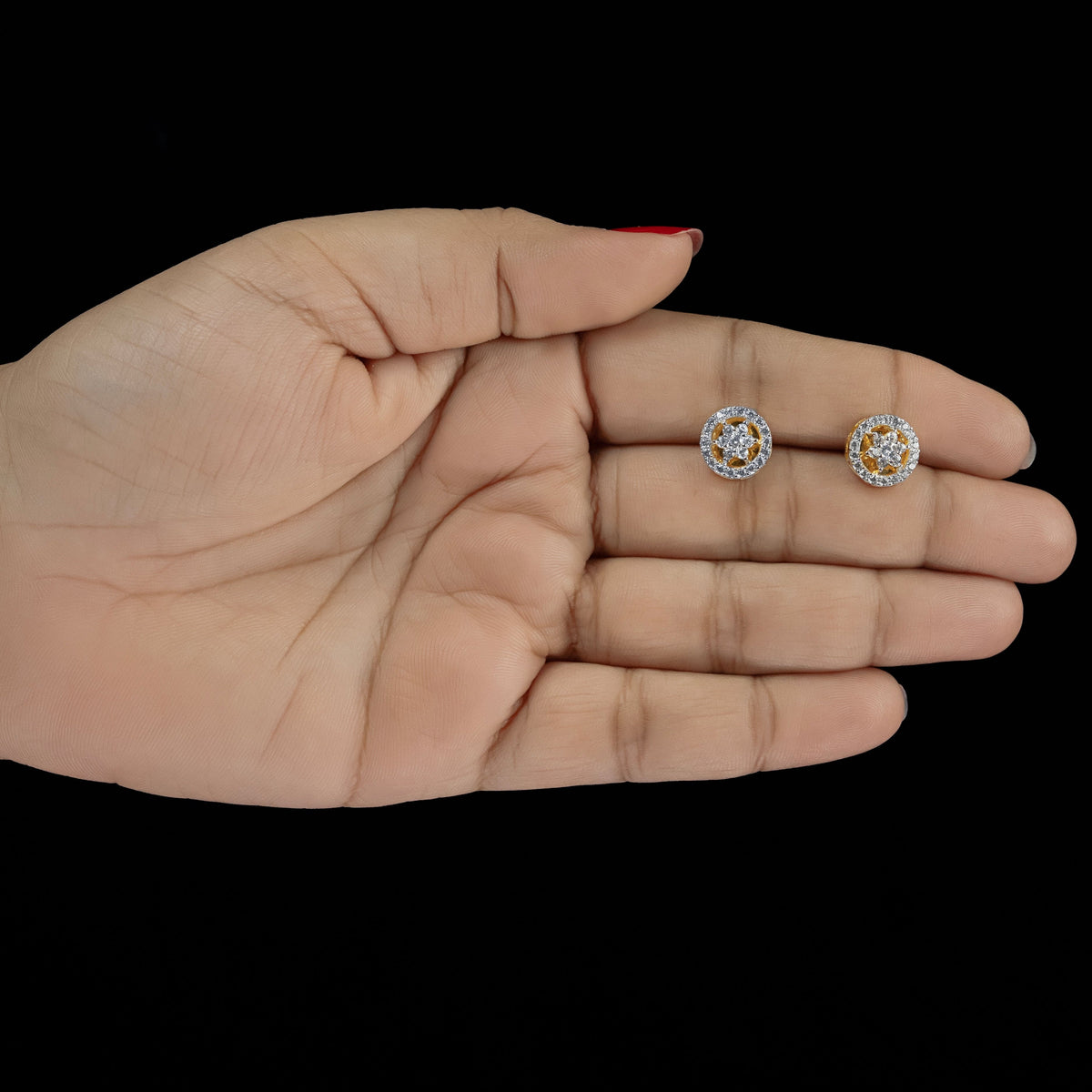 ERD0004 - Classic Halo Diamond Stud Earrings