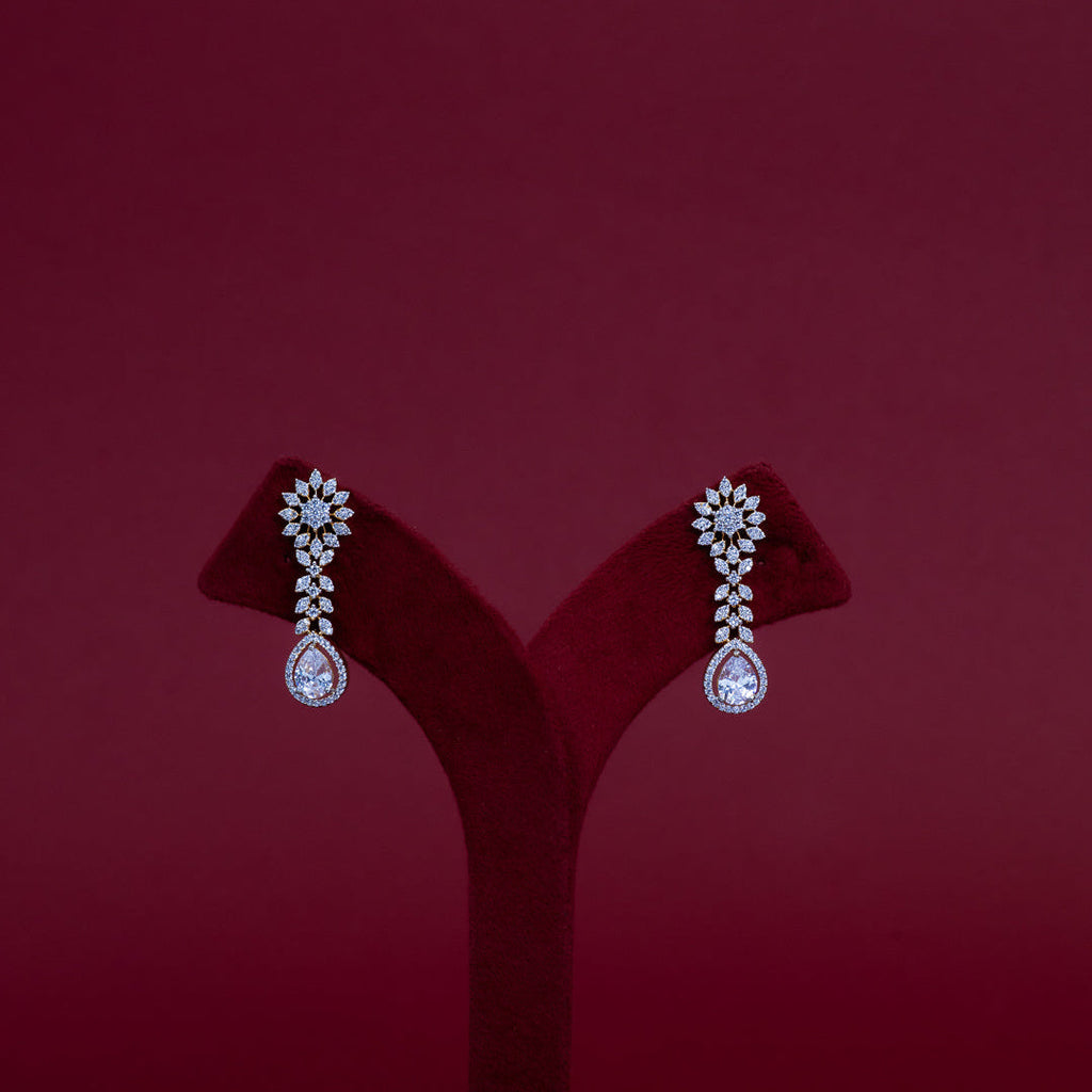 Classic Pear Drop Diamond Necklace Set – ND0019