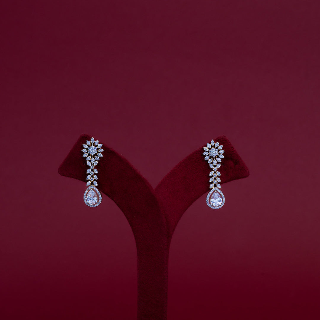 Classic Pear Drop Diamond Necklace Set – ND0019