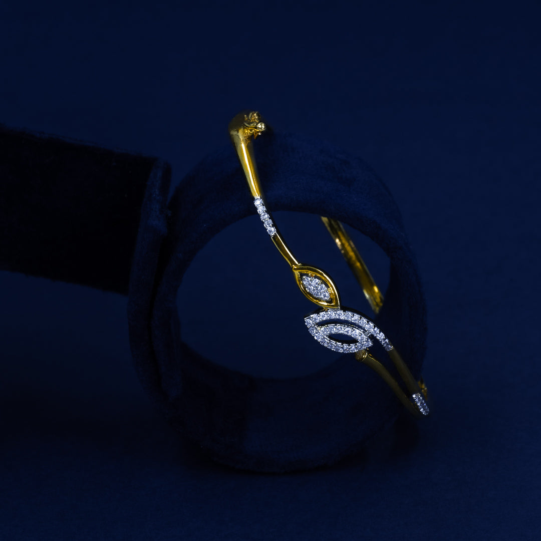 Elegant Leaf Diamond Bracelet – BRD0008