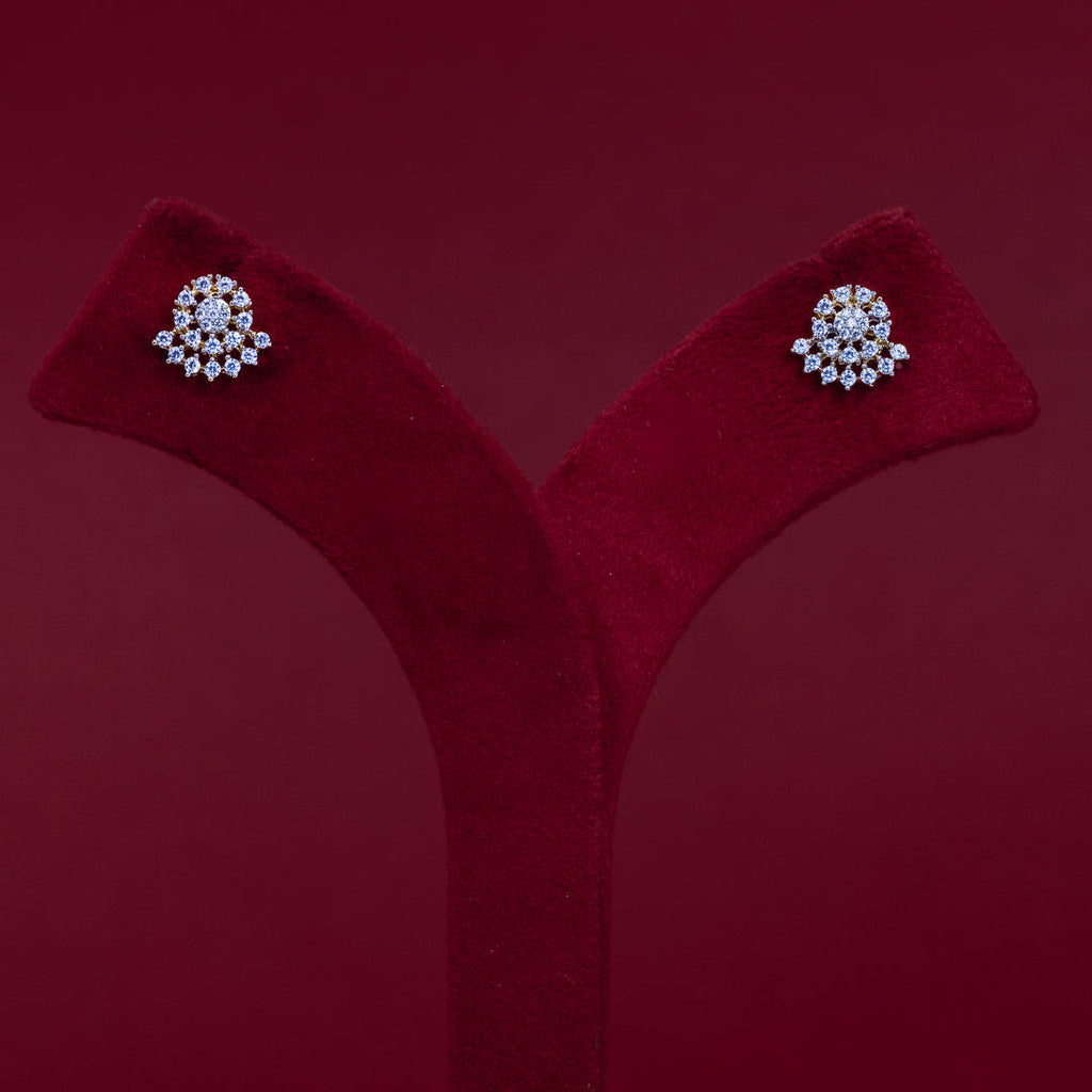 ERD0033 - Classic Diamond Halo Stud Earrings