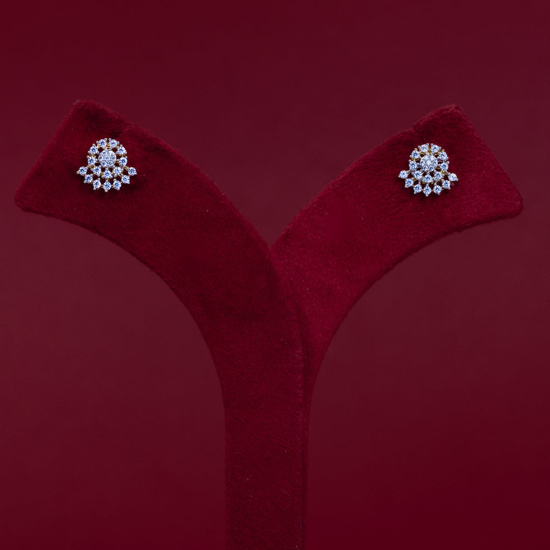 ERD0033 - Classic Diamond Halo Stud Earrings