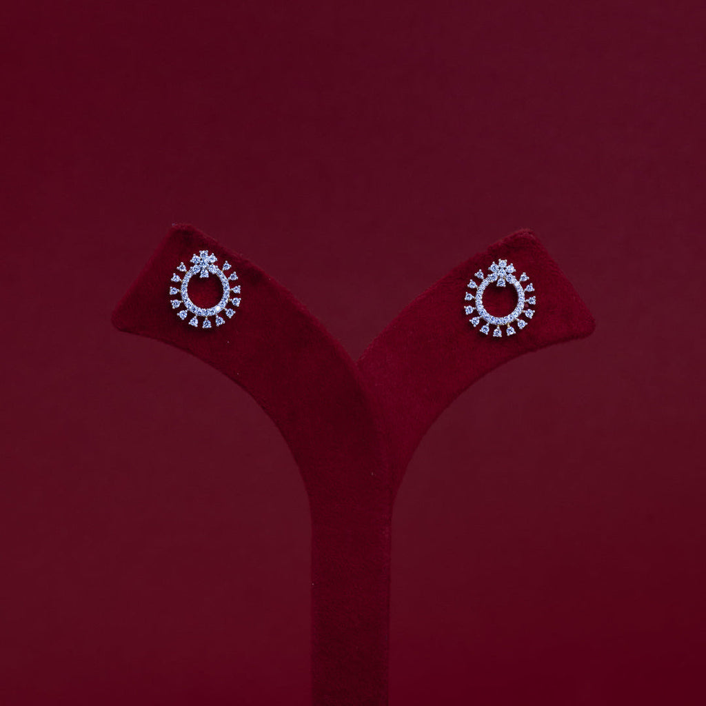 Open Circle Halo Diamond Stud Earrings – ERD0045