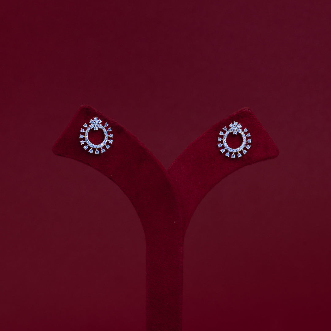 Open Circle Halo Diamond Stud Earrings – ERD0045