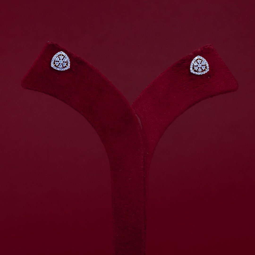 Classic Heart Halo Diamond Stud Earrings – ERD0054