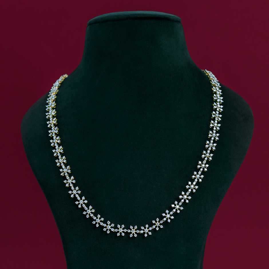 Elegant Floral Diamond Cut Necklace & Stud Earrings Set – HD0004