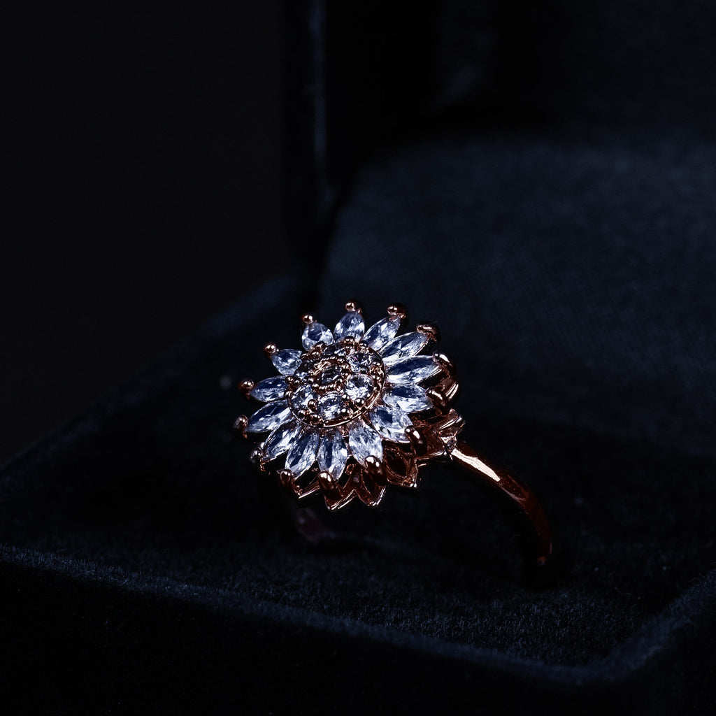 FDR0001 - Floral Diamond Halo Ring